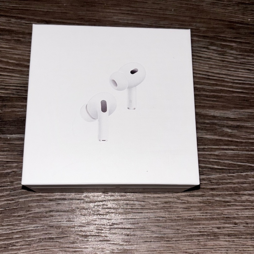Apple White Earbud Headphones
